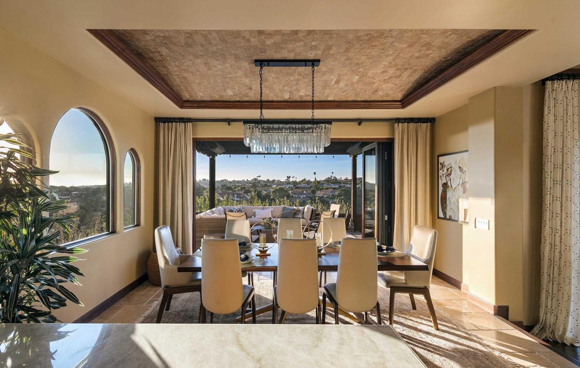 Timeless Spanish With Panoramic Ocean Views * San Diego