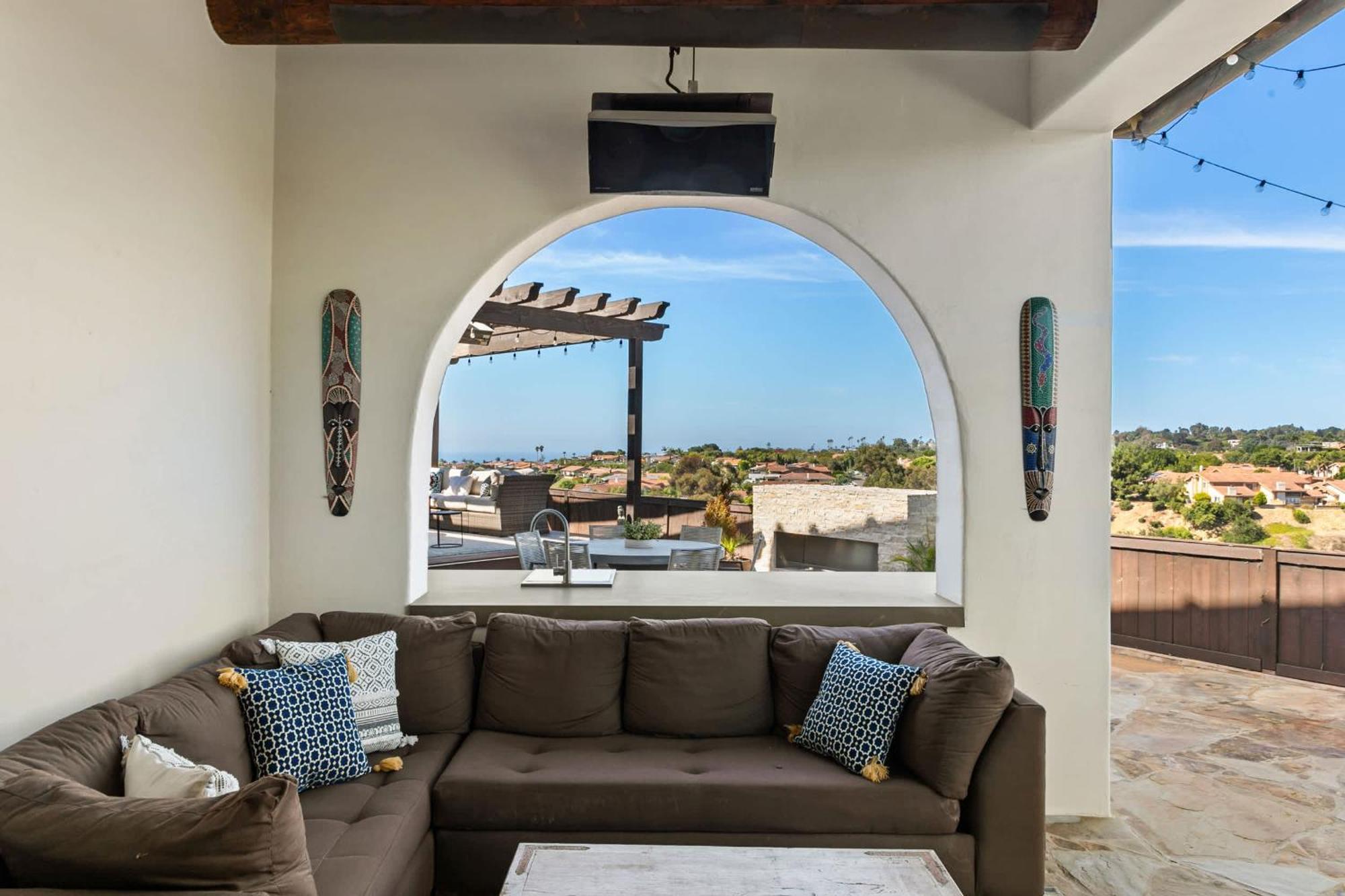 Holiday home Timeless Spanish With Panoramic Ocean Views *