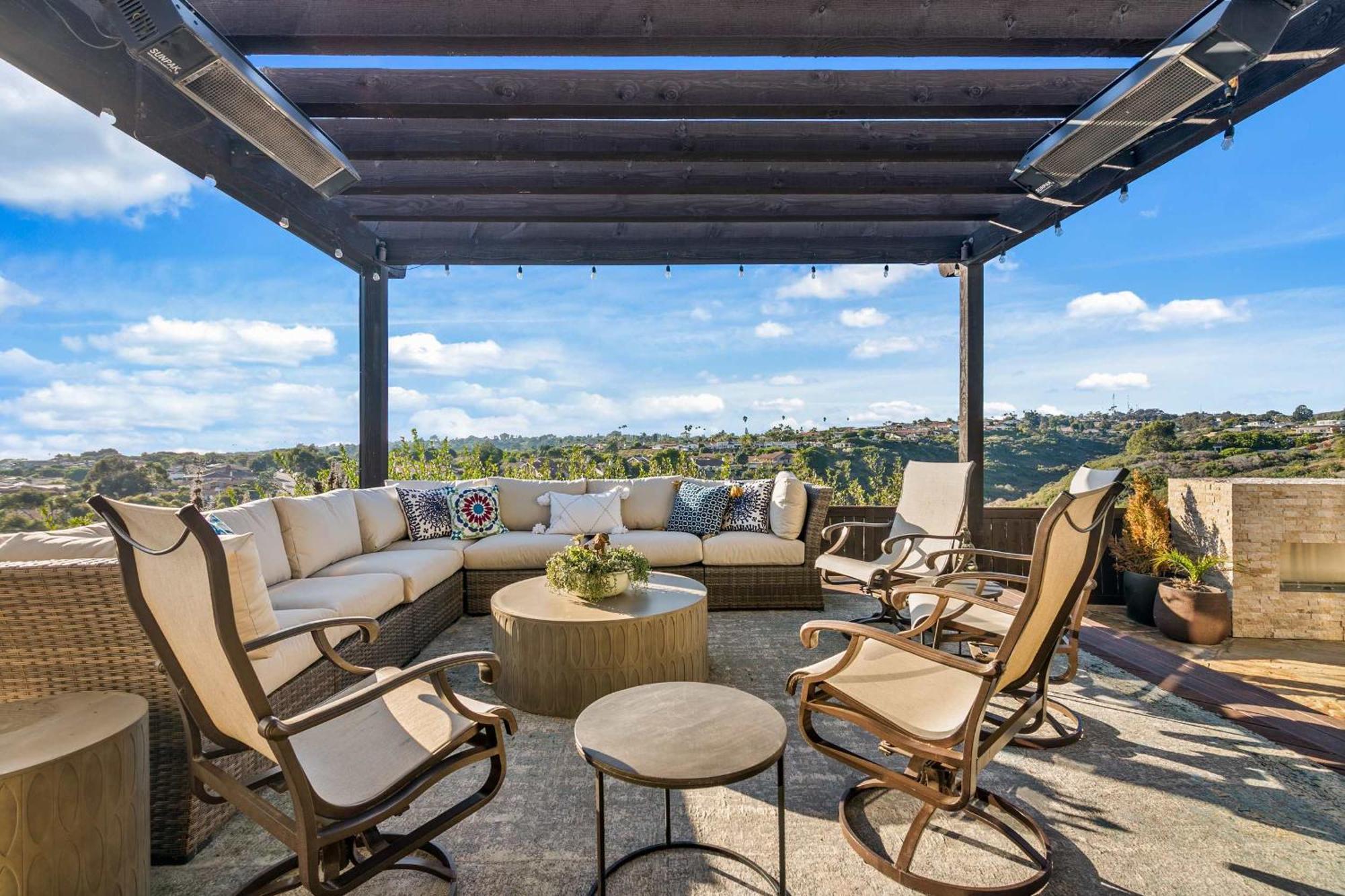 Timeless Spanish With Panoramic Ocean Views *