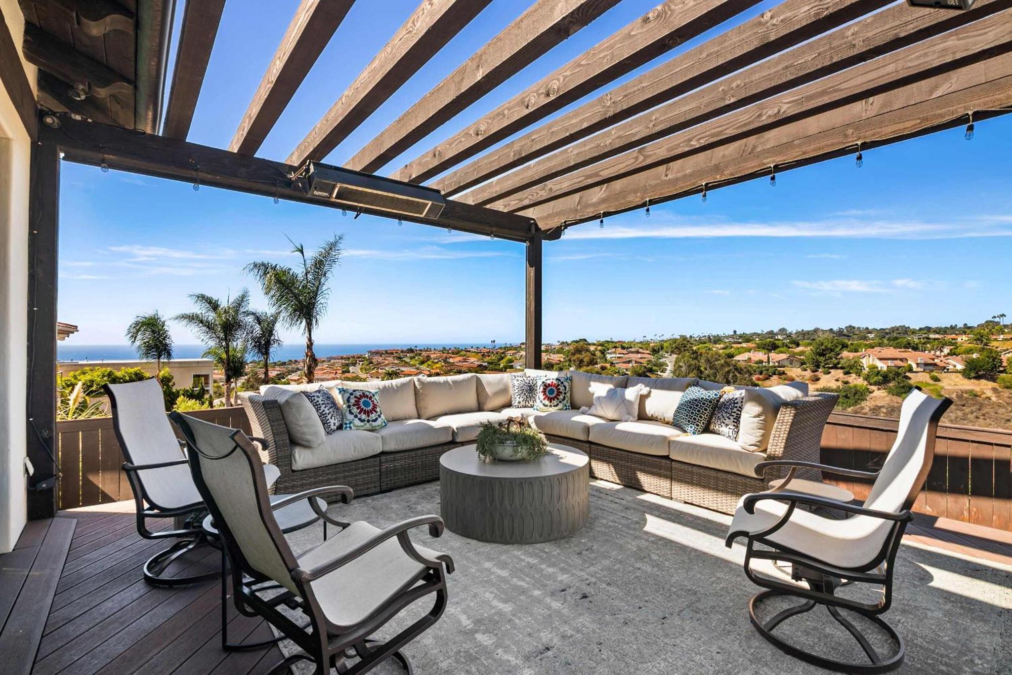 Timeless Spanish With Panoramic Ocean Views * San Diego