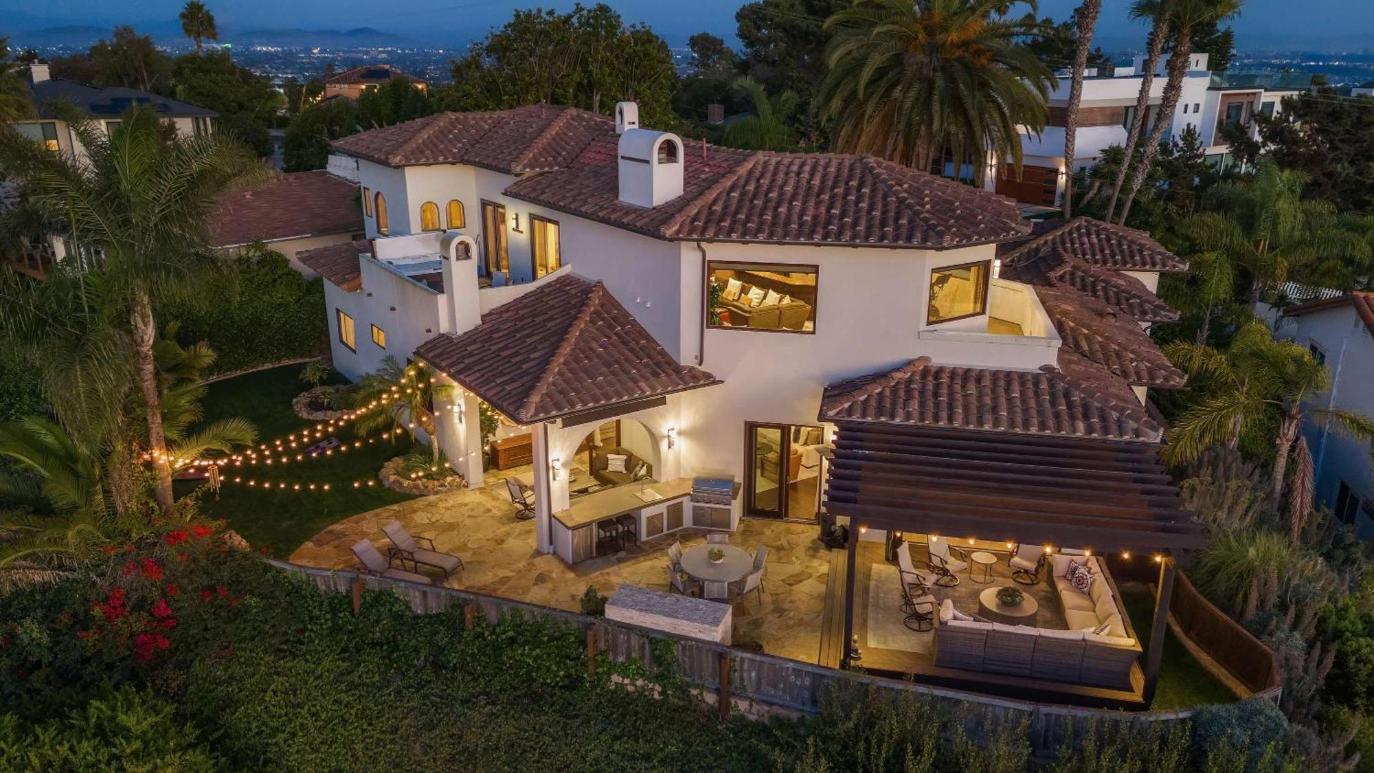 Timeless Spanish With Panoramic Ocean Views *