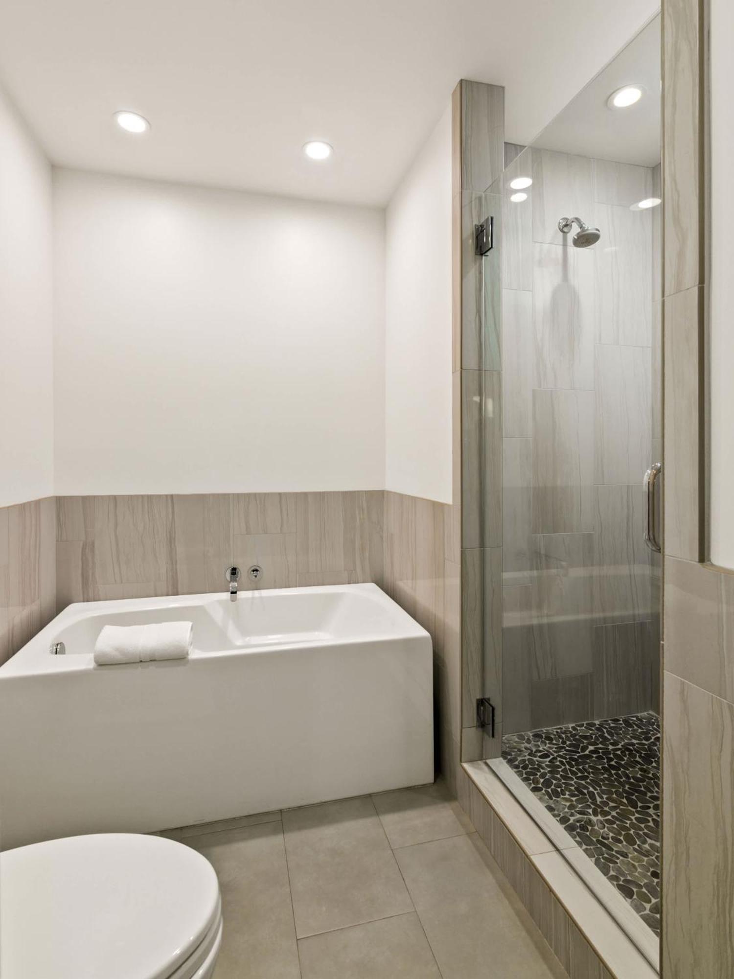 Oceanview Townhome Just Steps From Iconic Windansea Holiday home *