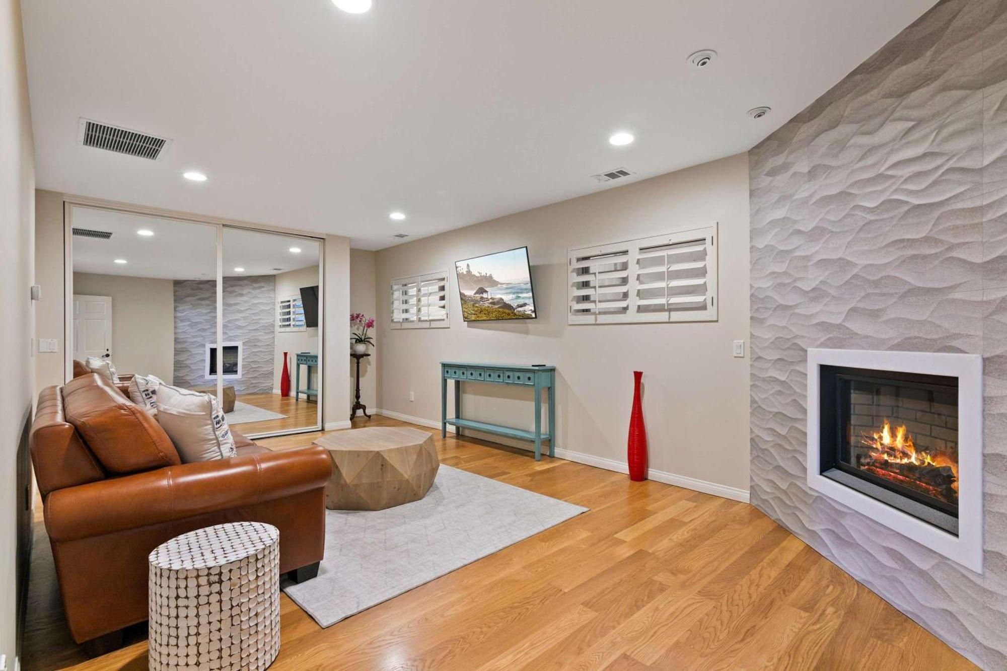 Holiday home Oceanview Townhome Just Steps From Iconic Windansea