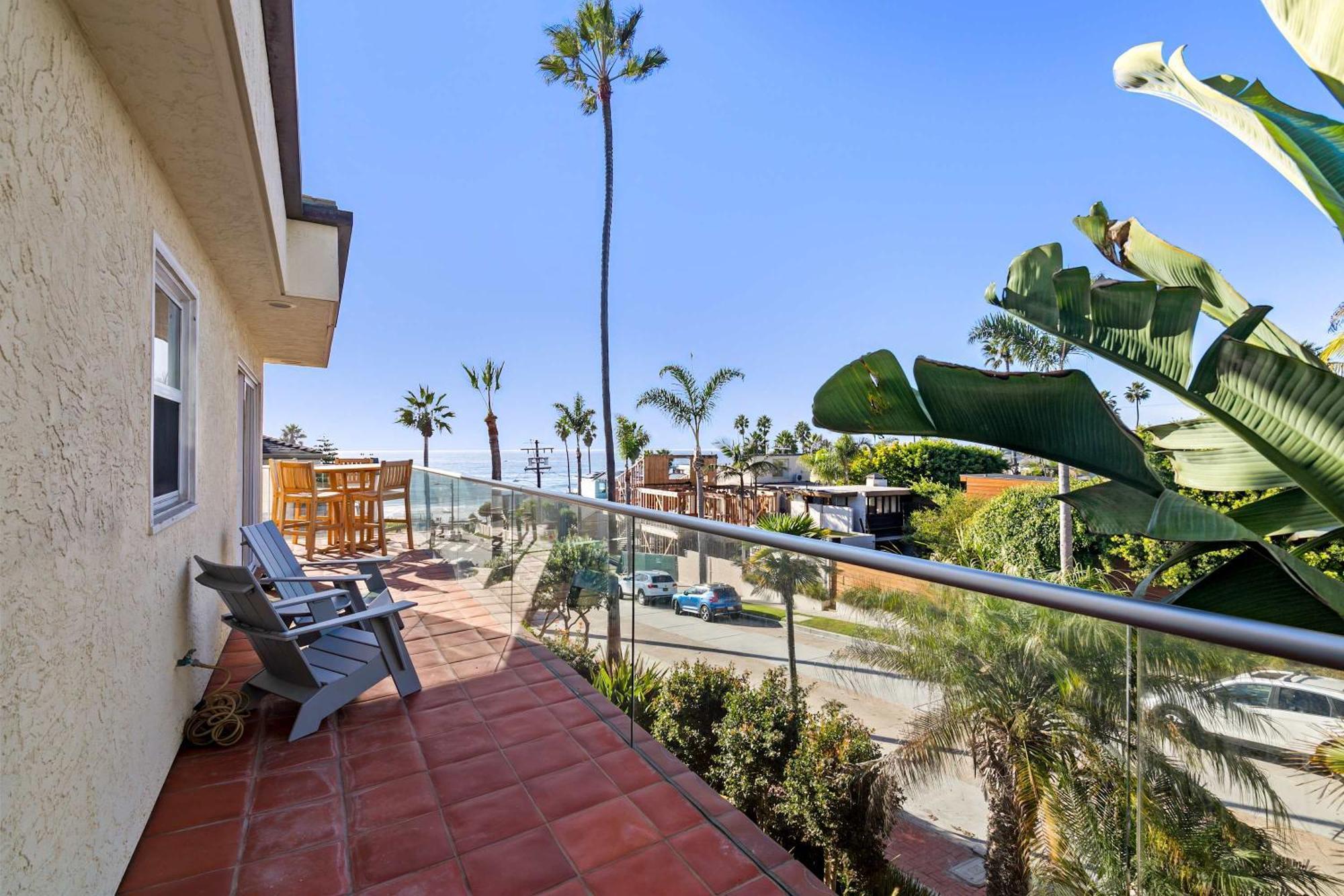 Oceanview Townhome Just Steps From Iconic Windansea Holiday home