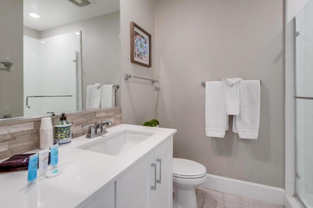 Steps 2 Ocean & Bay Luxury Belmont Park Dining * San Diego