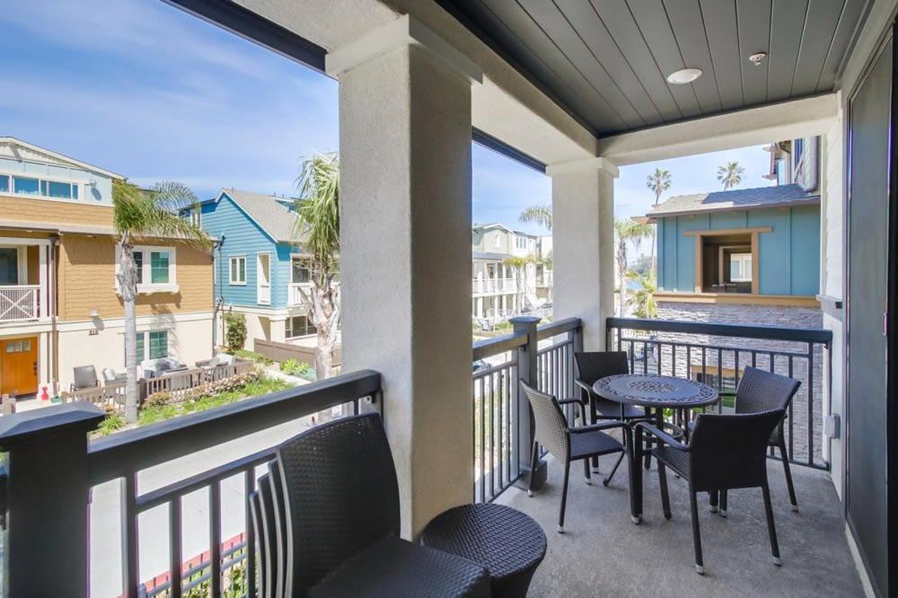 Steps 2 Ocean & Bay Luxury Belmont Park Dining