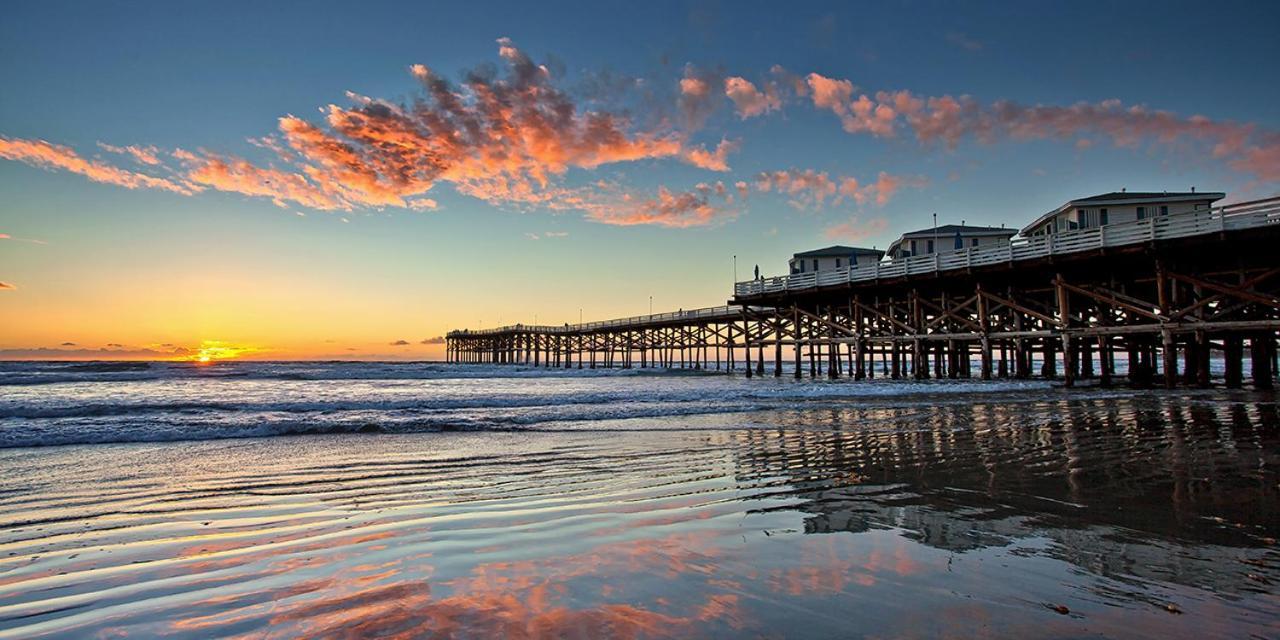 New! Seaside Chic - Spa; Game Room; Rooftop; Fully Remodeled Holiday home *