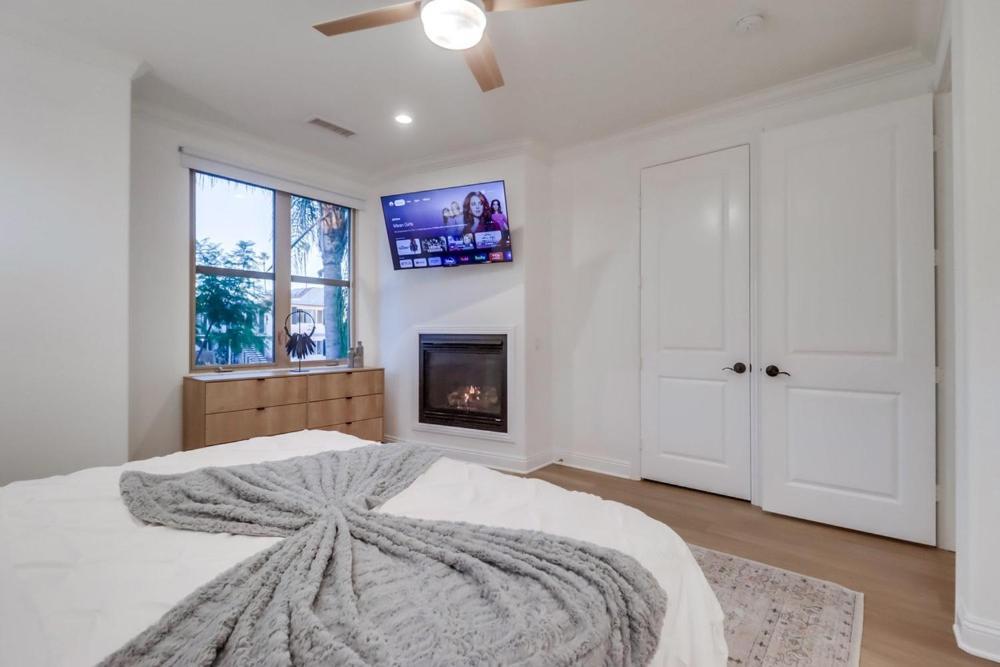 New! Seaside Chic - Spa; Game Room; Rooftop; Fully Remodeled Holiday home