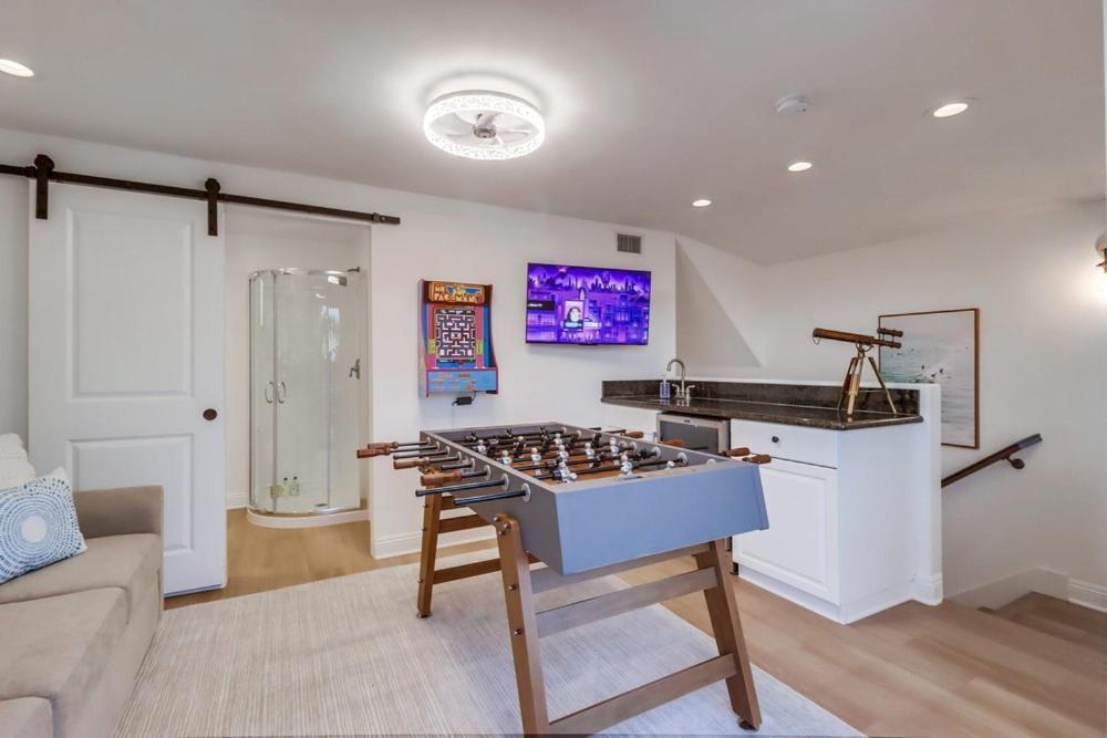 New! Seaside Chic - Spa; Game Room; Rooftop; Fully Remodeled