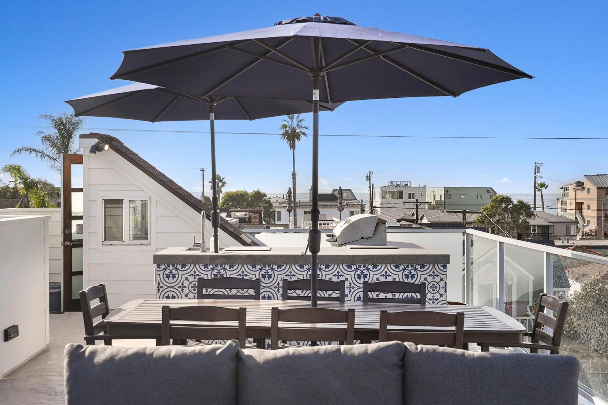 Stunning Bayfront With Gorgeous Views, Garage, Massive Roof Deck & Ac - Dogs Welcome! *