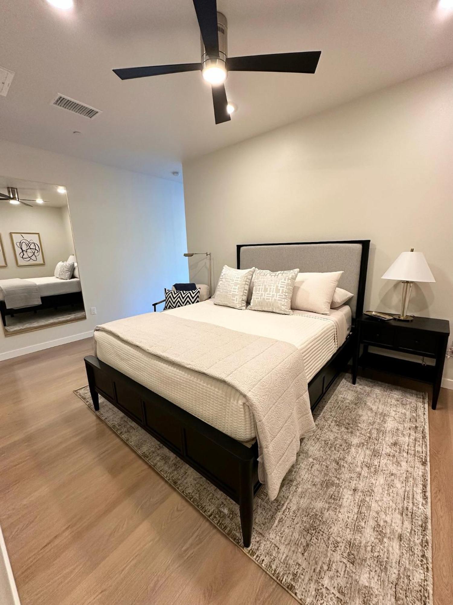 Nimitz Crossing Luxury Residences *