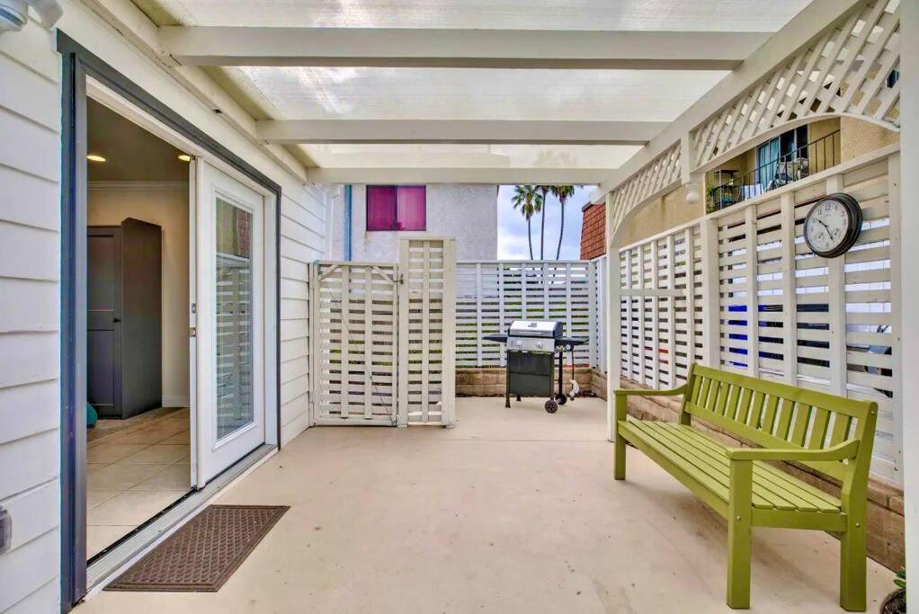Holiday home Pacific Modern King With Parking