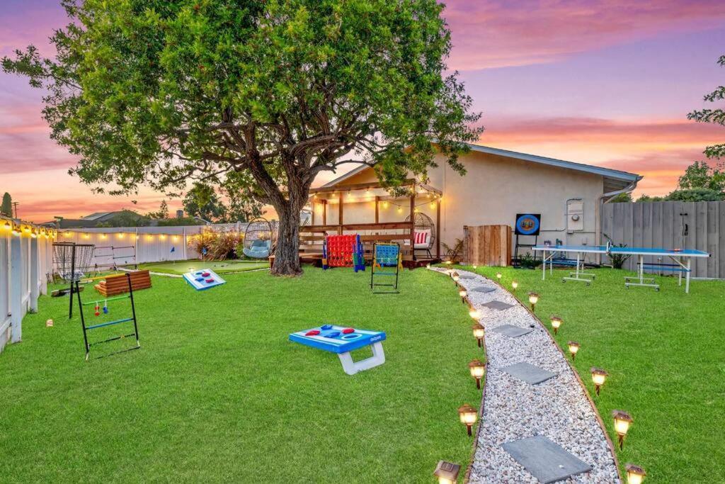 Majestic Lux With Heated Pool And Spa!