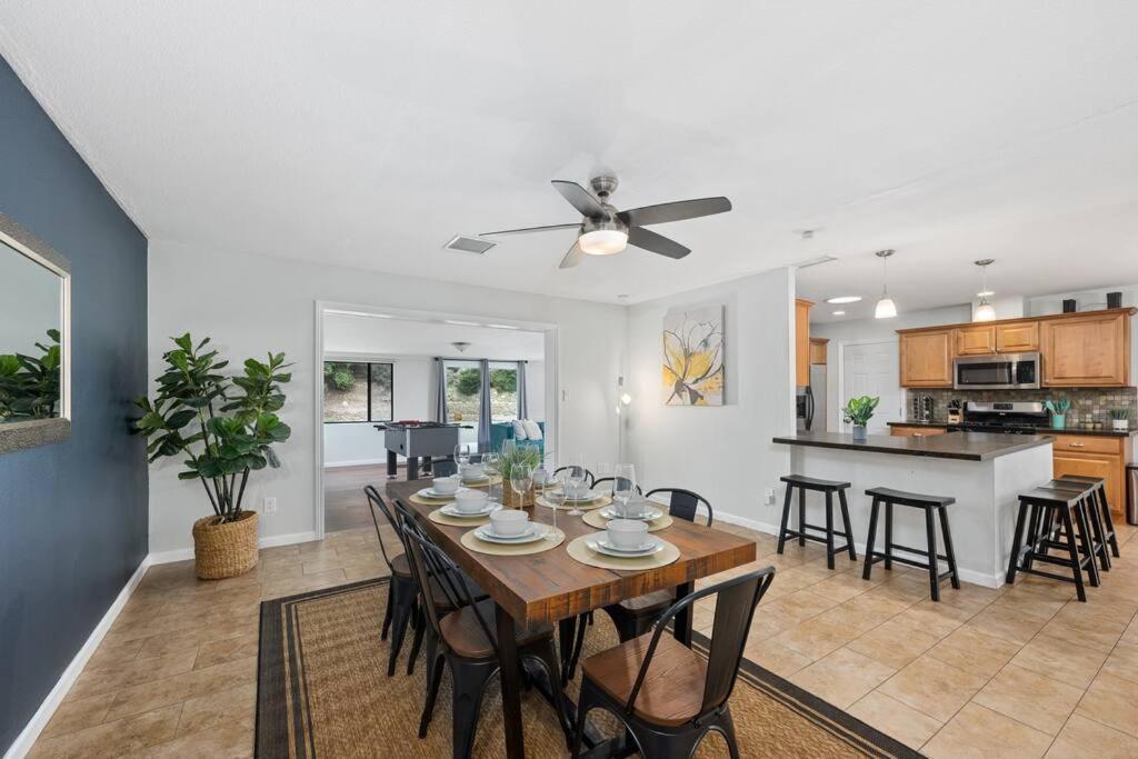 4 Bedroom With Game Room! Family Friendly! Centrally Located! San Diego