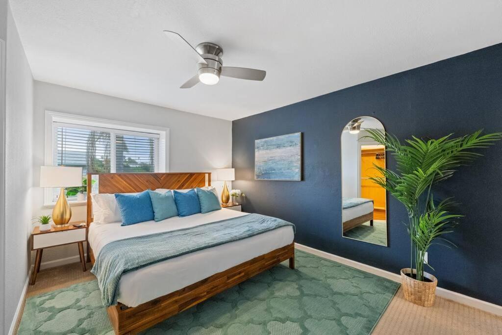 4 Bedroom With Game Room! Family Friendly! Centrally Located! San Diego