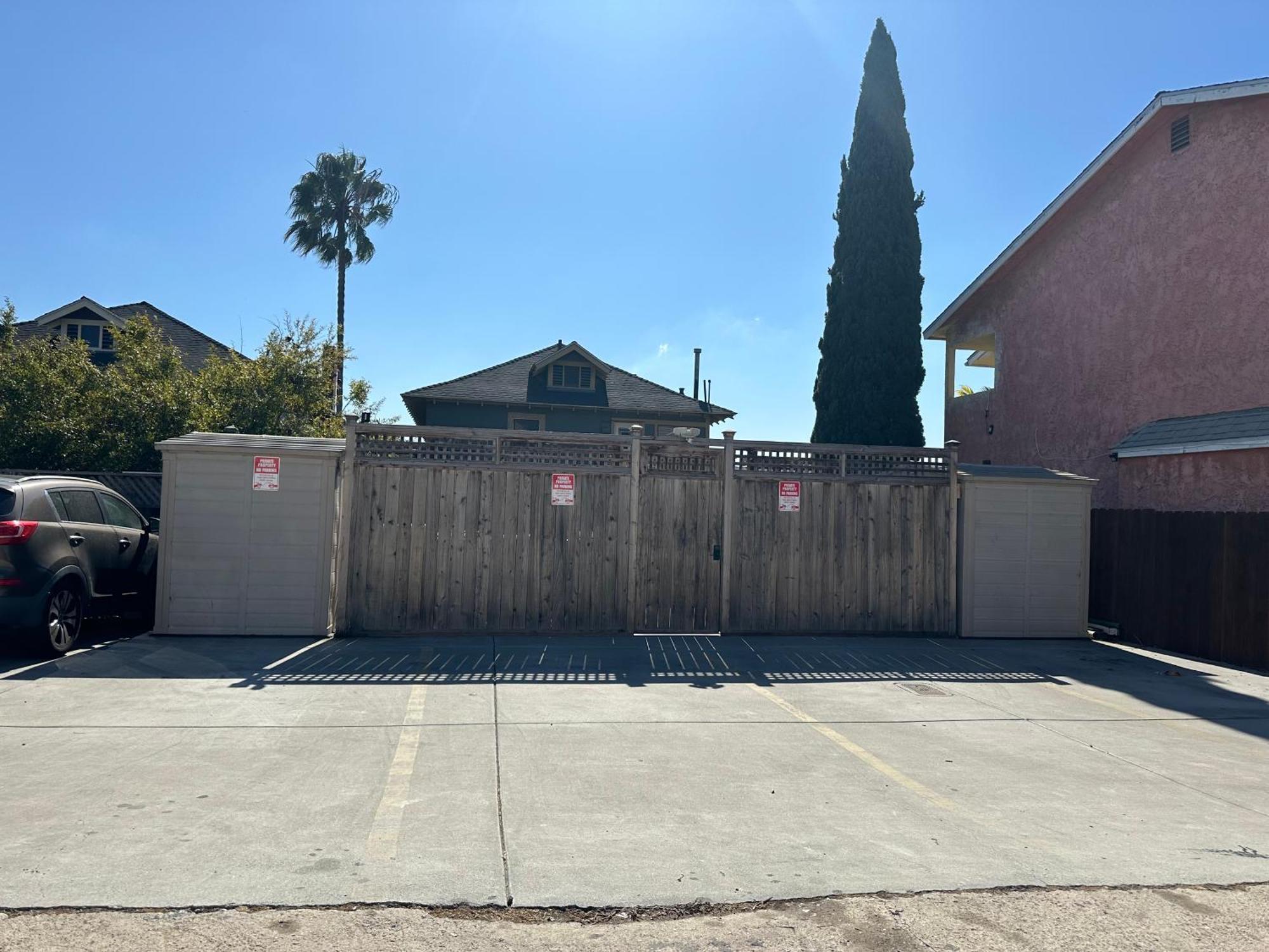 3-bedroom, Prime Location, Private Backyard! Holiday home San Diego
