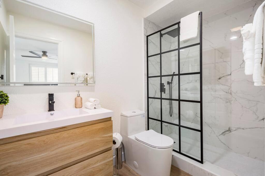 Luxury Getaway - Only 15 Min To Downtown Holiday home
