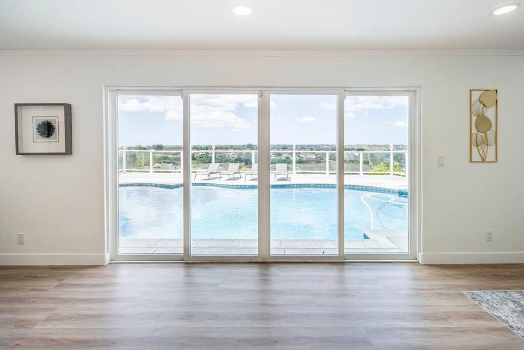 Luxury Getaway - Only 15 Min To Downtown Holiday home *