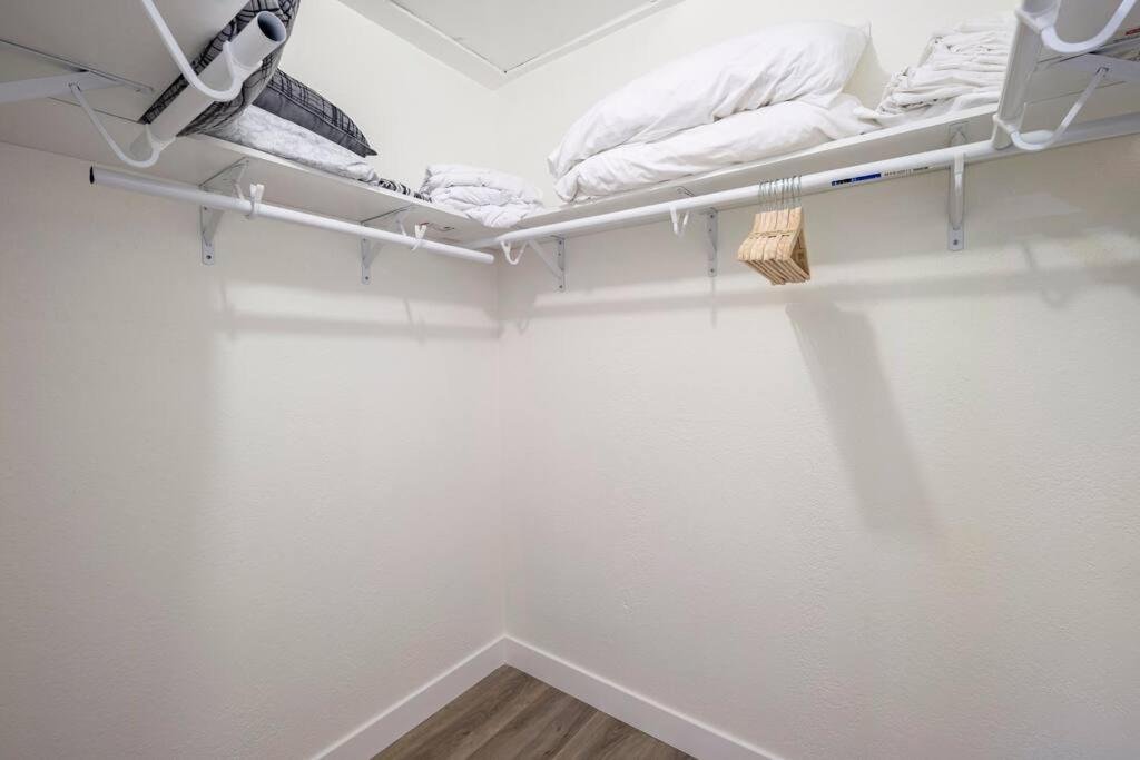 Luxury Getaway - Only 15 Min To Downtown