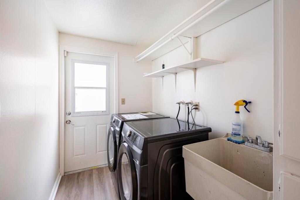 Luxury Getaway - Only 15 Min To Downtown Holiday home