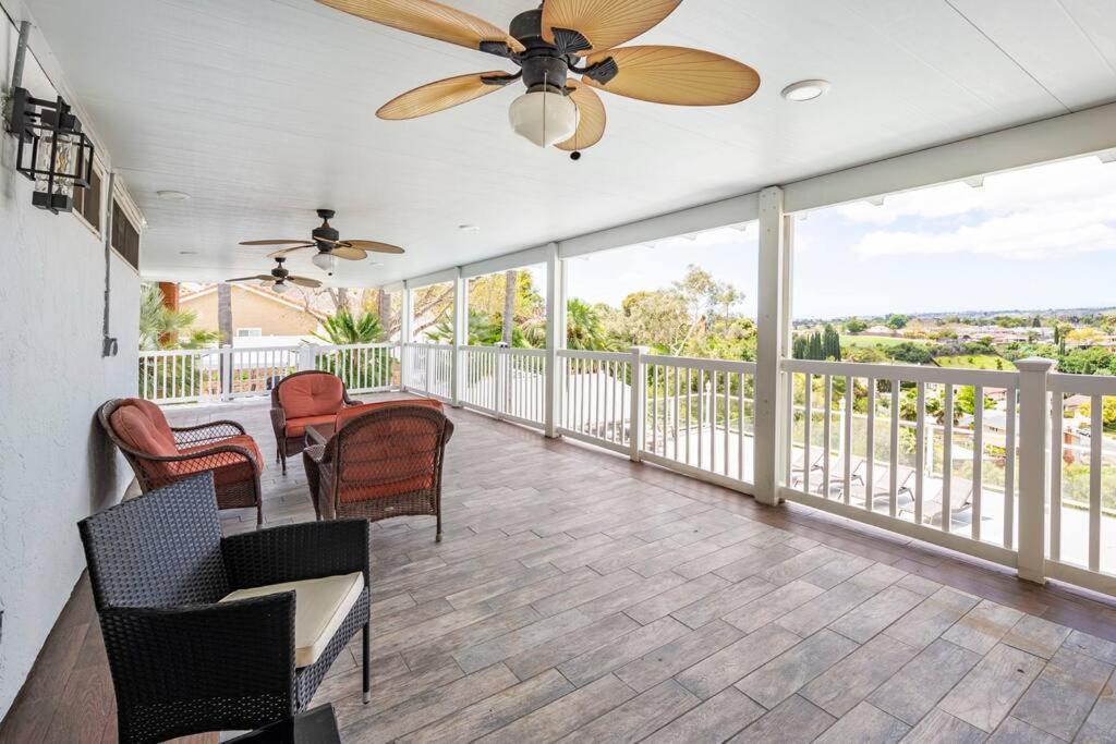 Luxury Getaway - Only 15 Min To Downtown Holiday home