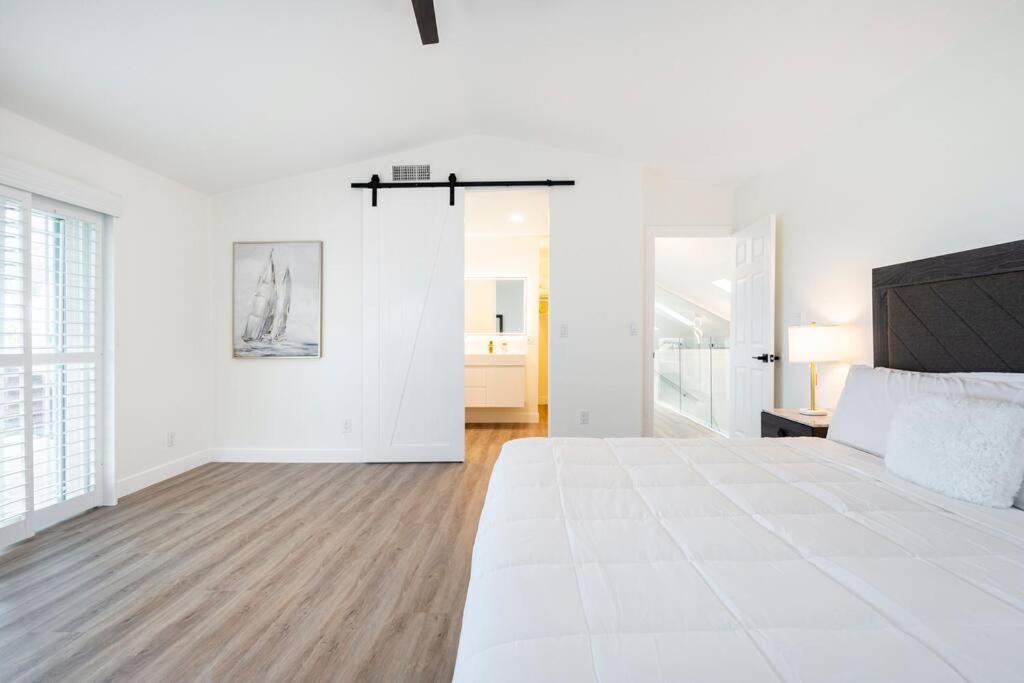 Holiday home Luxury Getaway - Only 15 Min To Downtown San Diego