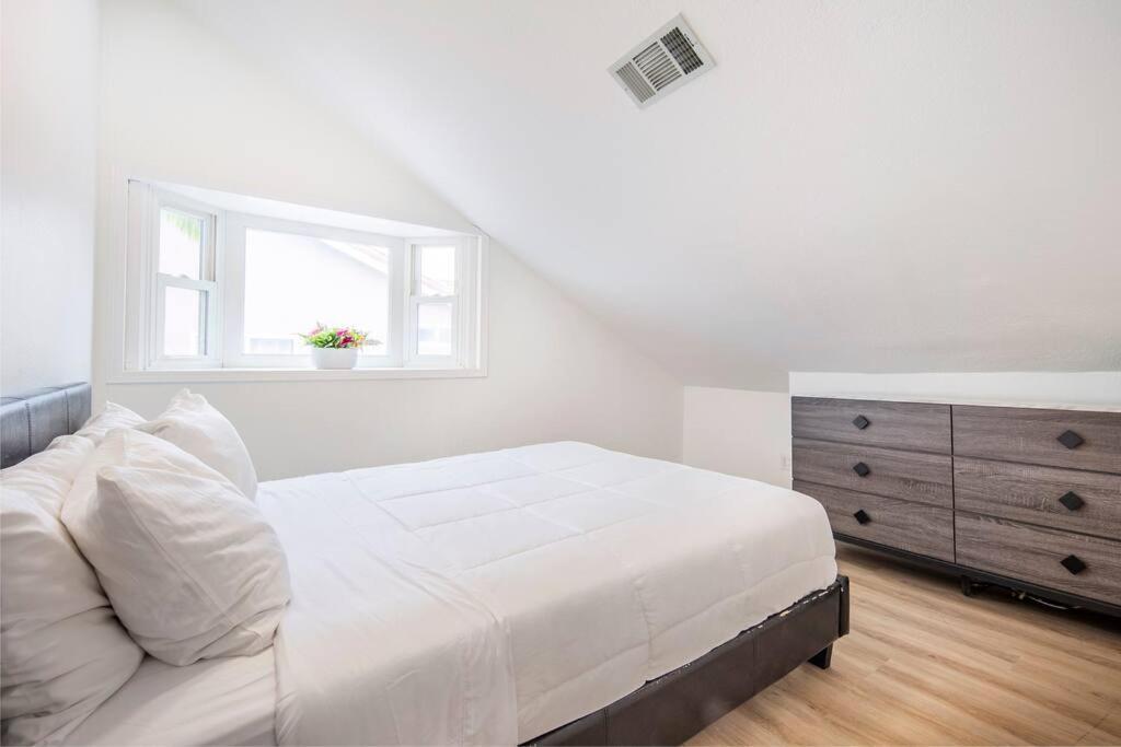 Luxury Getaway - Only 15 Min To Downtown