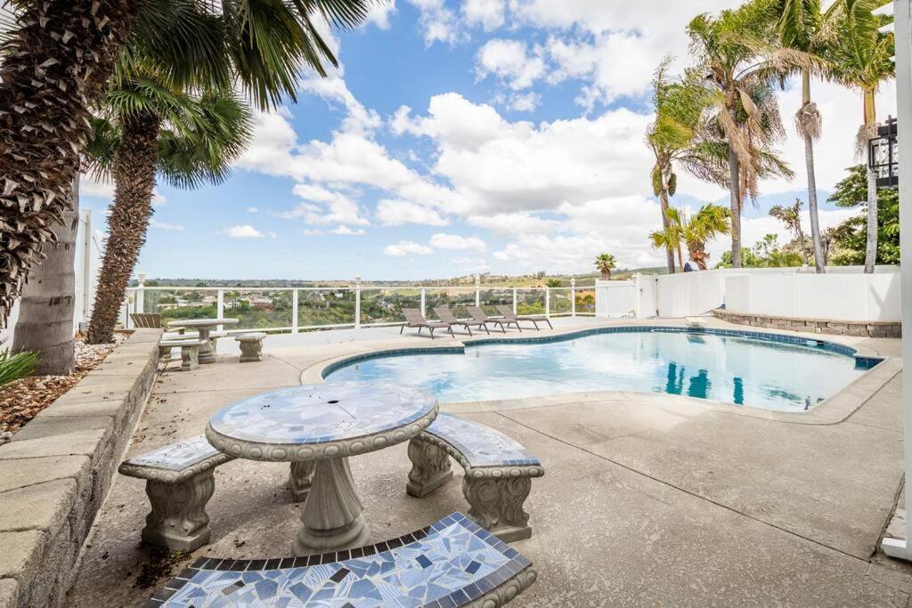 Luxury Getaway - Only 15 Min To Downtown Holiday home San Diego