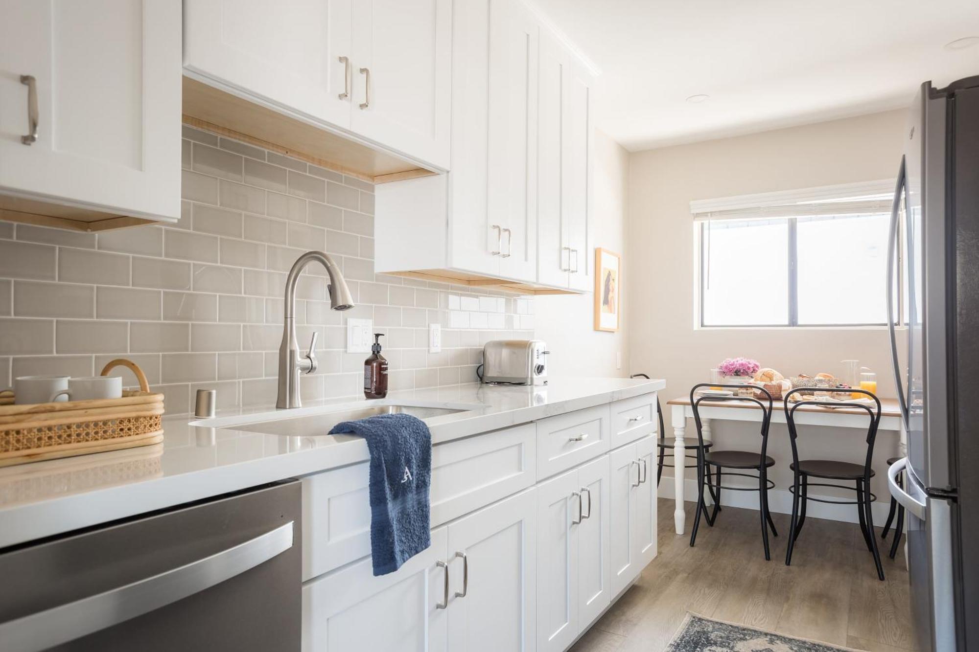Apartment Seashore Buyout By Avantstay Sleeps 21 7 Spaces San Diego