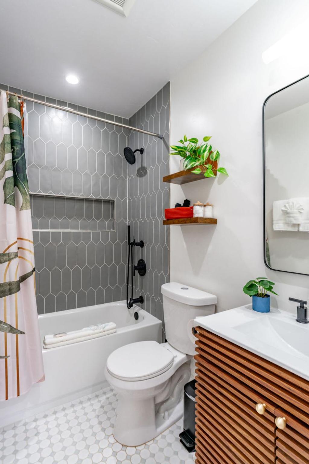 Gorgeous 2bd 2ba House - Balboa Park Zoo Downtown Holiday home San Diego