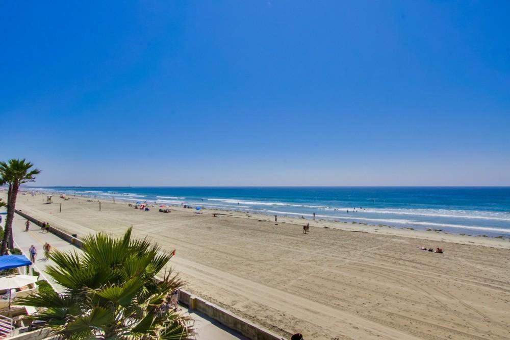 Beachside 4 Holiday home