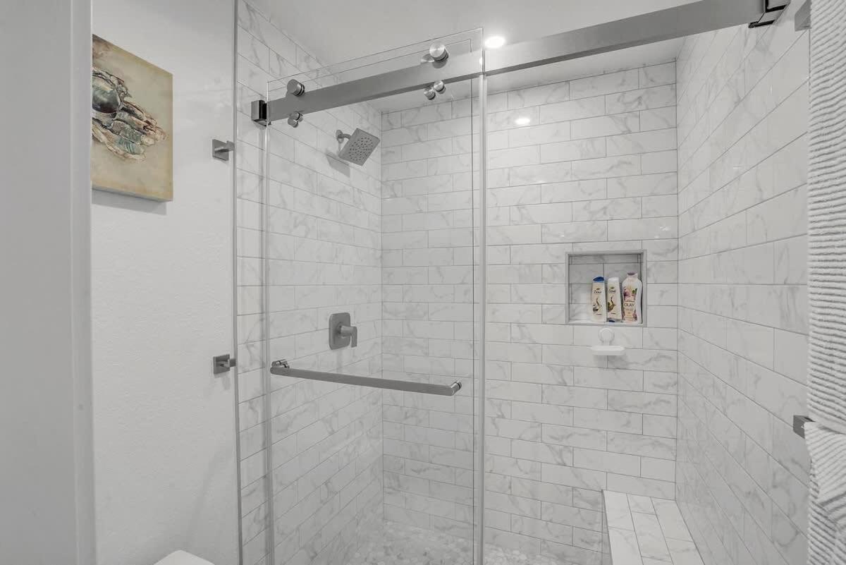 3bed 3bath Blocks To The And Bay In Pb Apartment San Diego