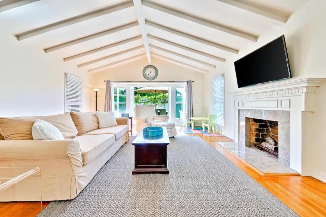 Happy Holiday home