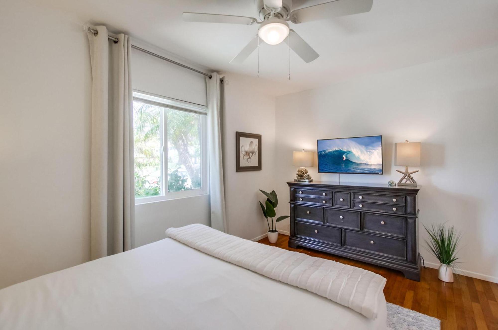 Tidal Wave 1 Brand New Listing! * San Diego
