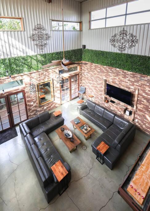 Bamboo Loft 6br, 24 Guests