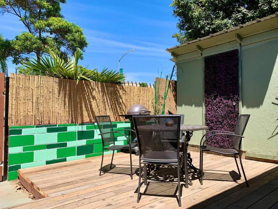 Historic 1910 House Near Downtown Holiday home