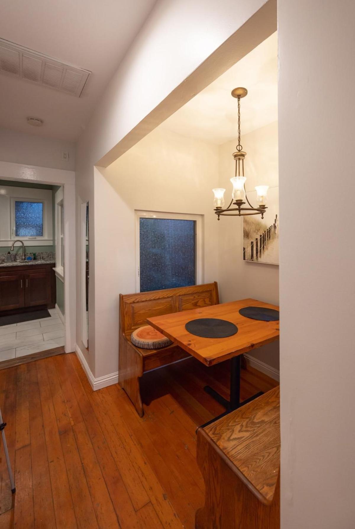 Historic 1910 House Near Downtown Holiday home *