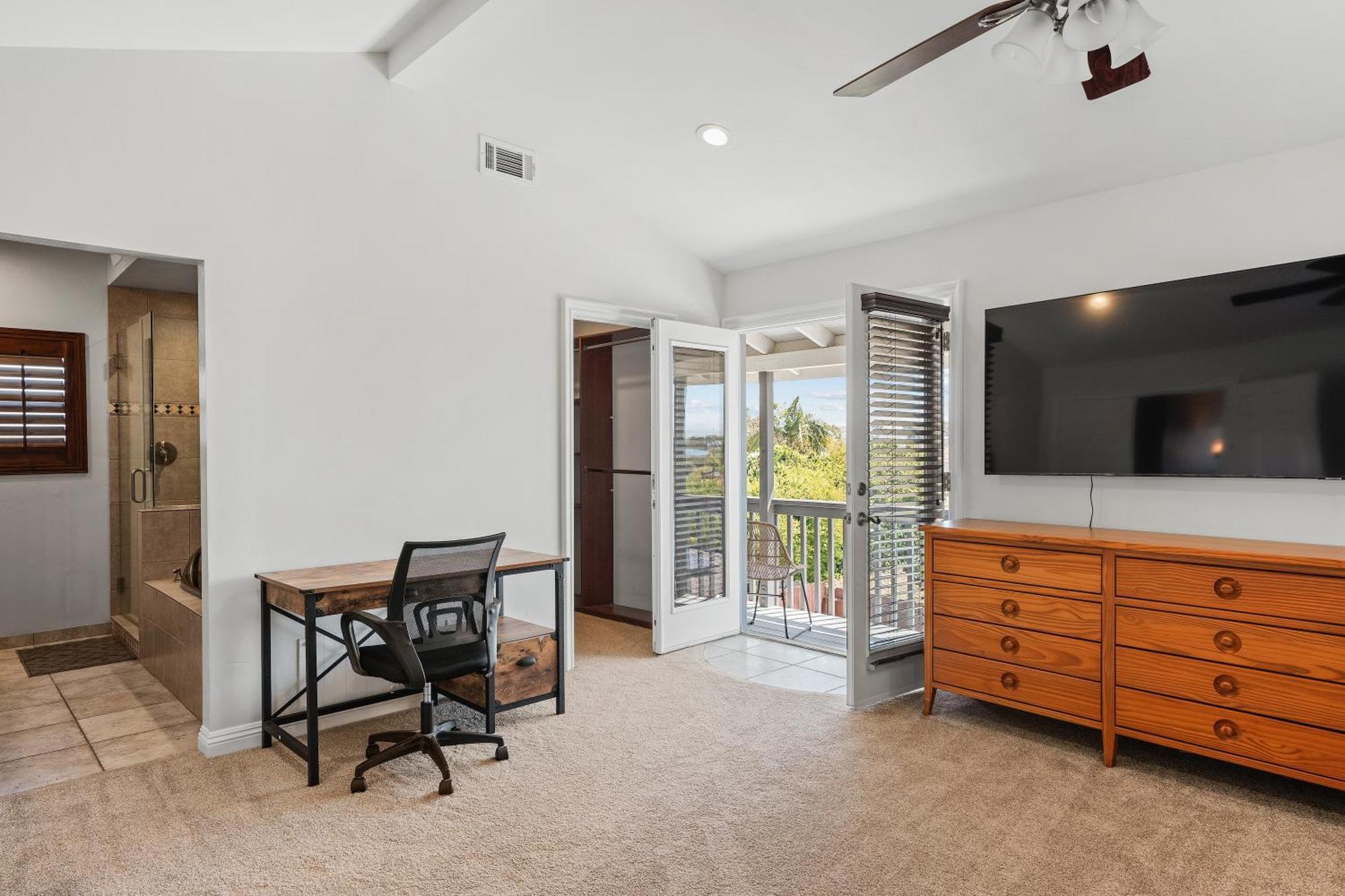 Apartment Peaceful Getaway With Renovated Amenities
