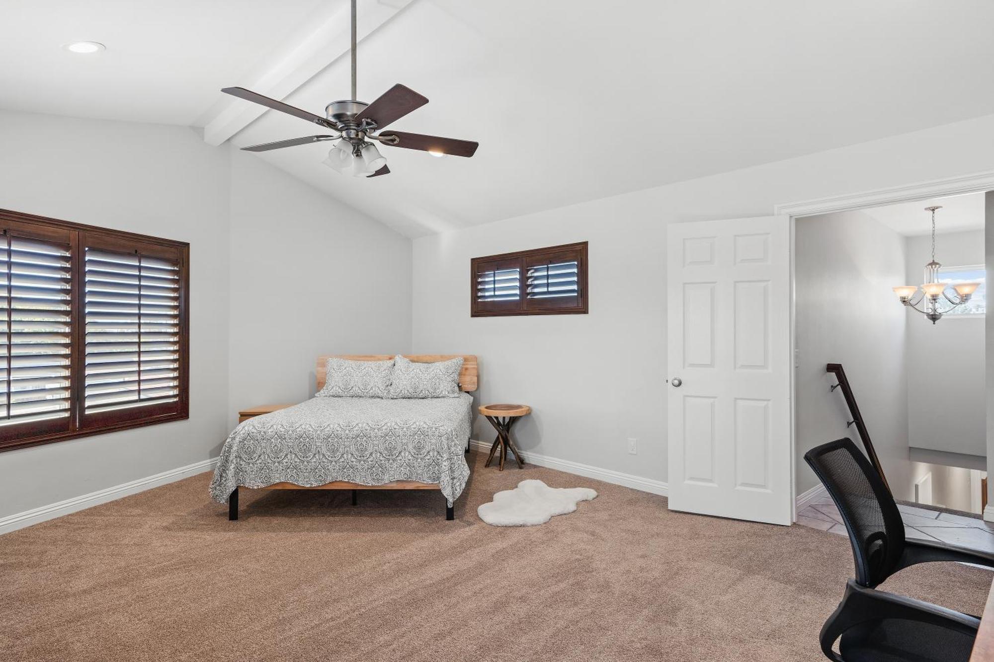 Peaceful Getaway With Renovated Amenities *