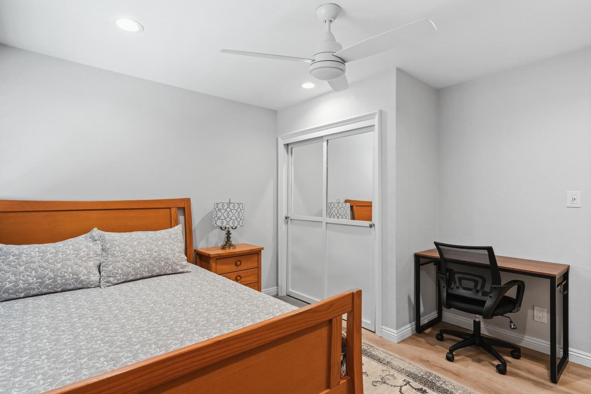 Apartment Peaceful Getaway With Renovated Amenities