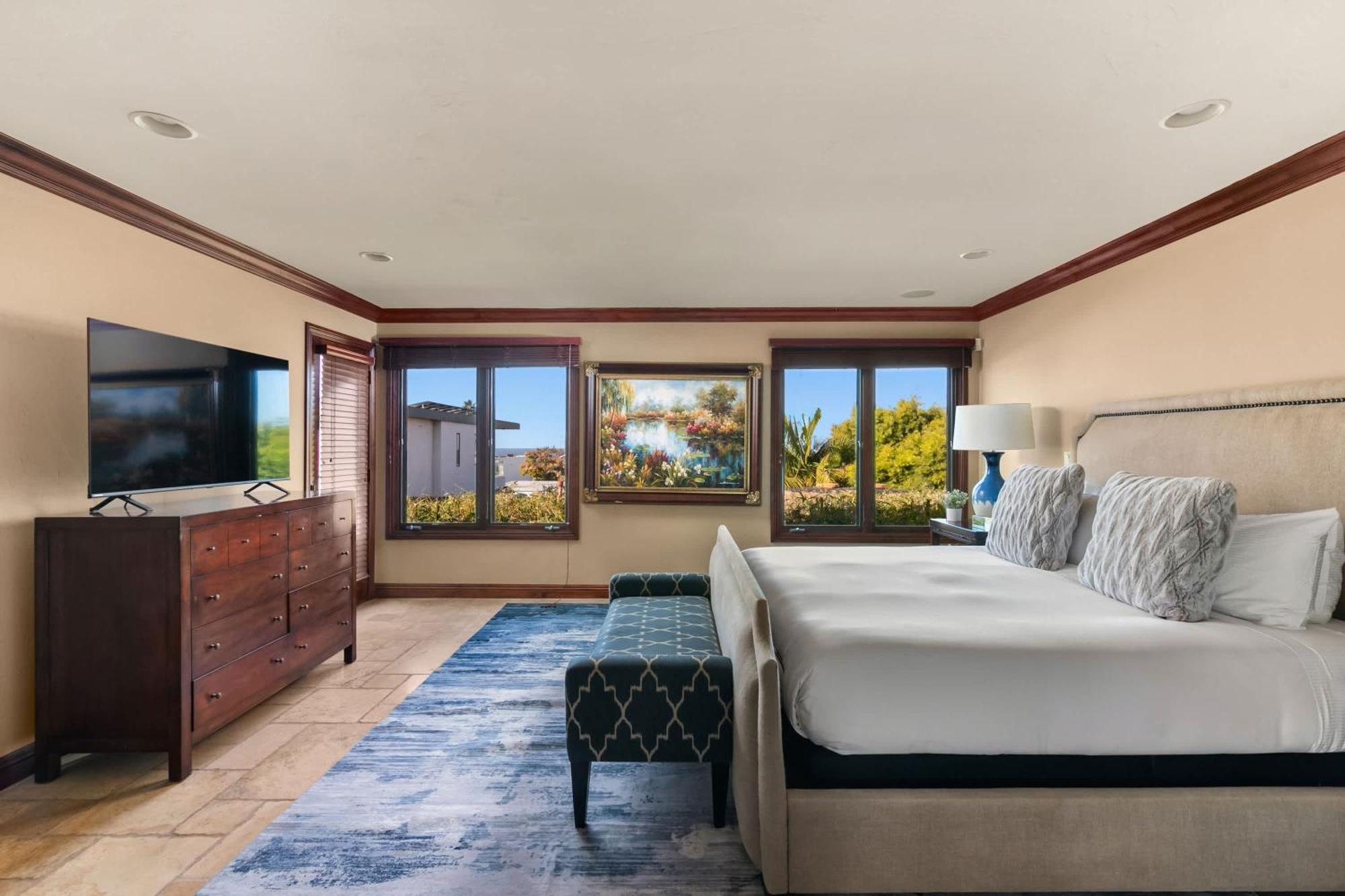 Grand Retreat Rooftop Bliss And Ocean Views Holiday home *