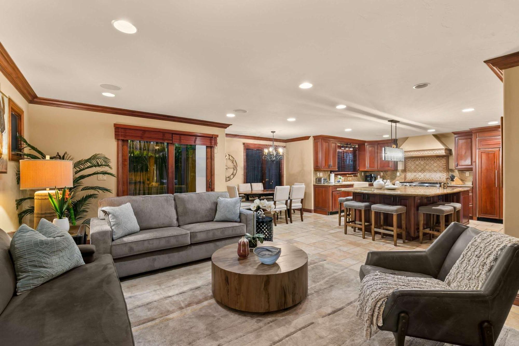 Grand Retreat Rooftop Bliss And Ocean Views Holiday home San Diego