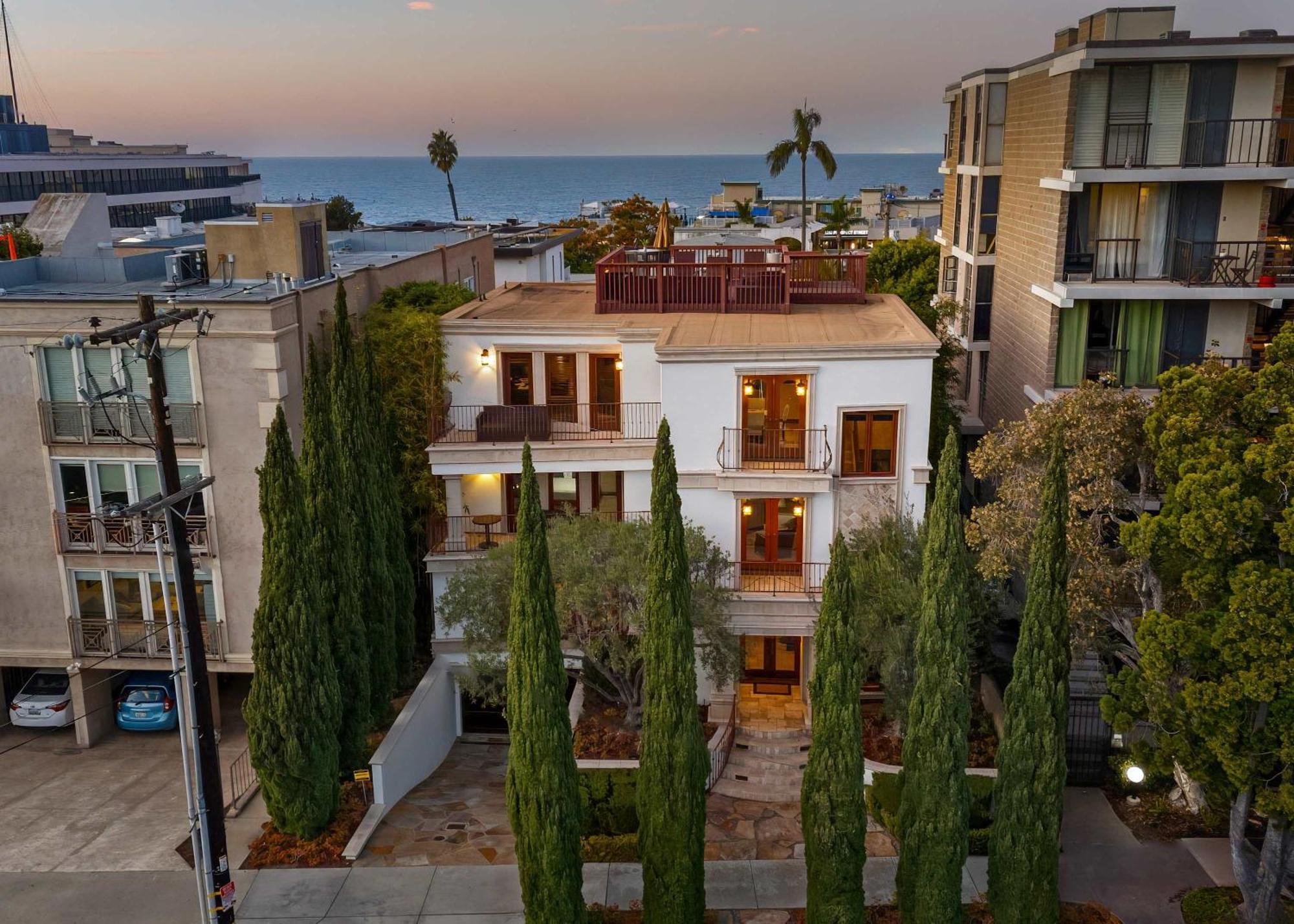 Holiday home Grand Retreat Rooftop Bliss And Ocean Views San Diego