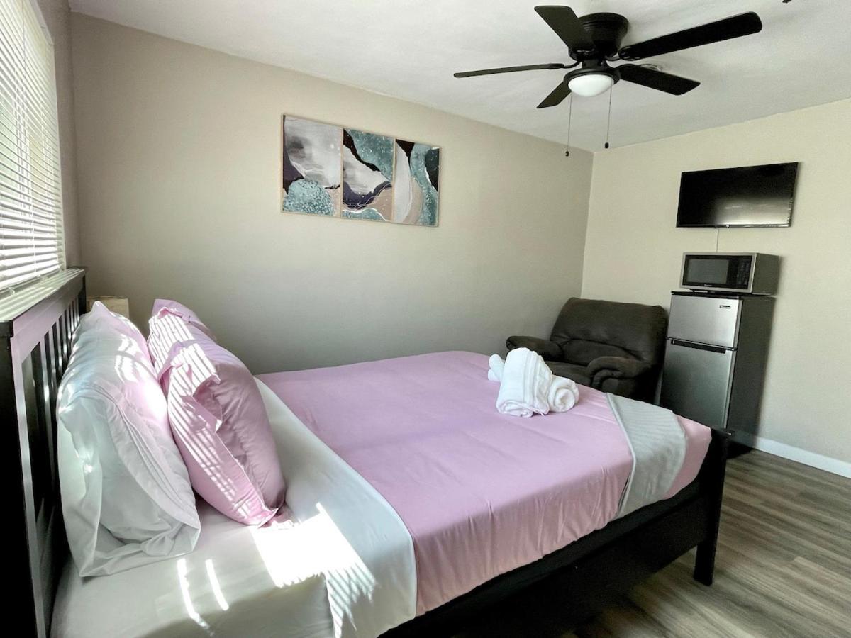 Holiday home North Park Centrally Located 8br 5ba House *