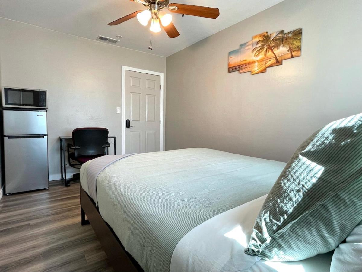 North Park Centrally Located 8br 5ba House Holiday home *