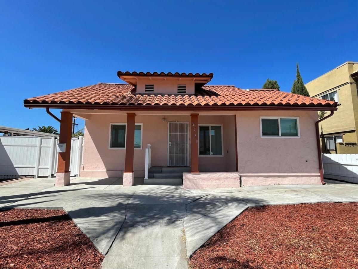 North Park Centrally Located 8br 5ba House Holiday home San Diego