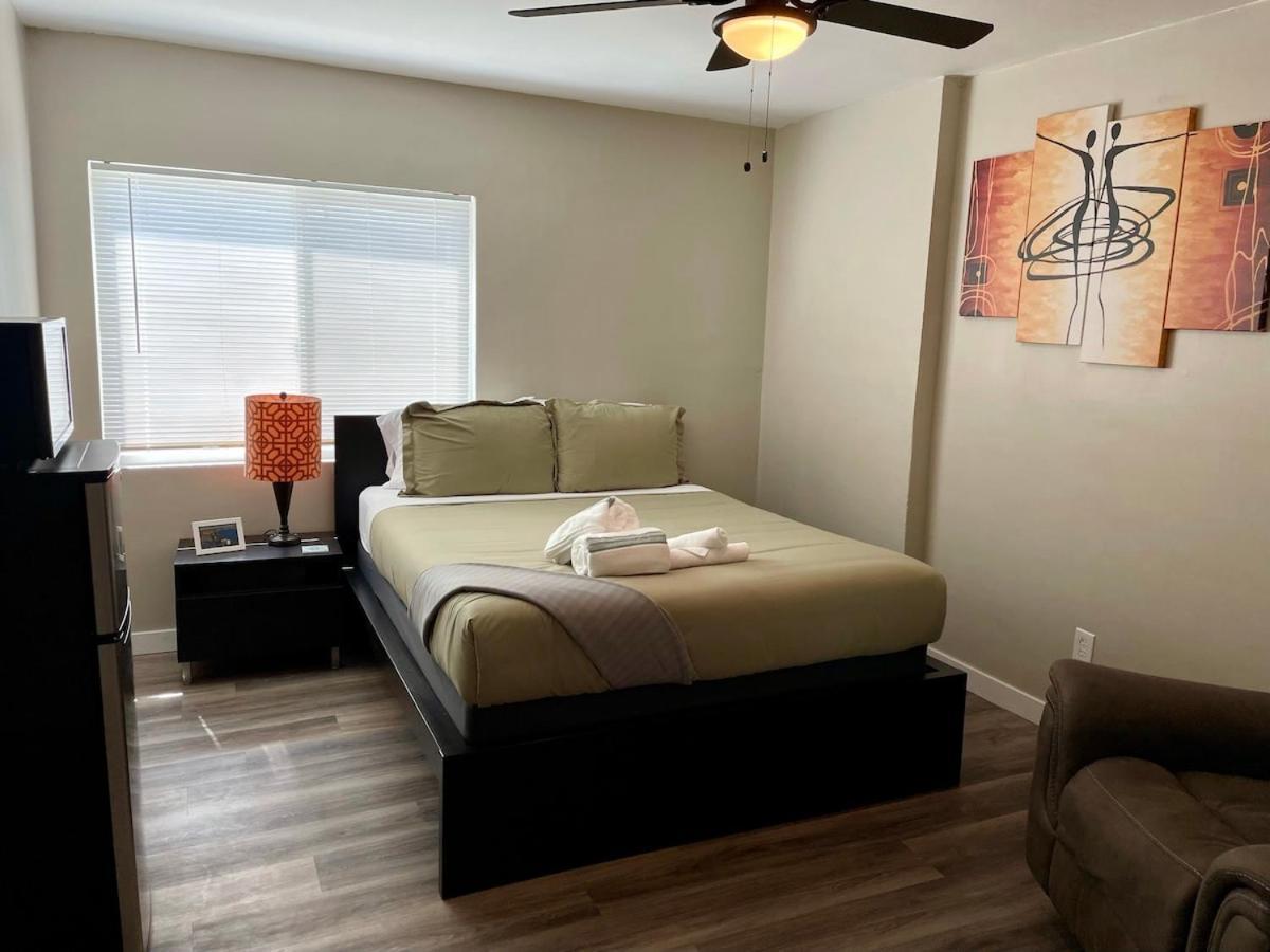North Park Centrally Located 8br 5ba House Holiday home