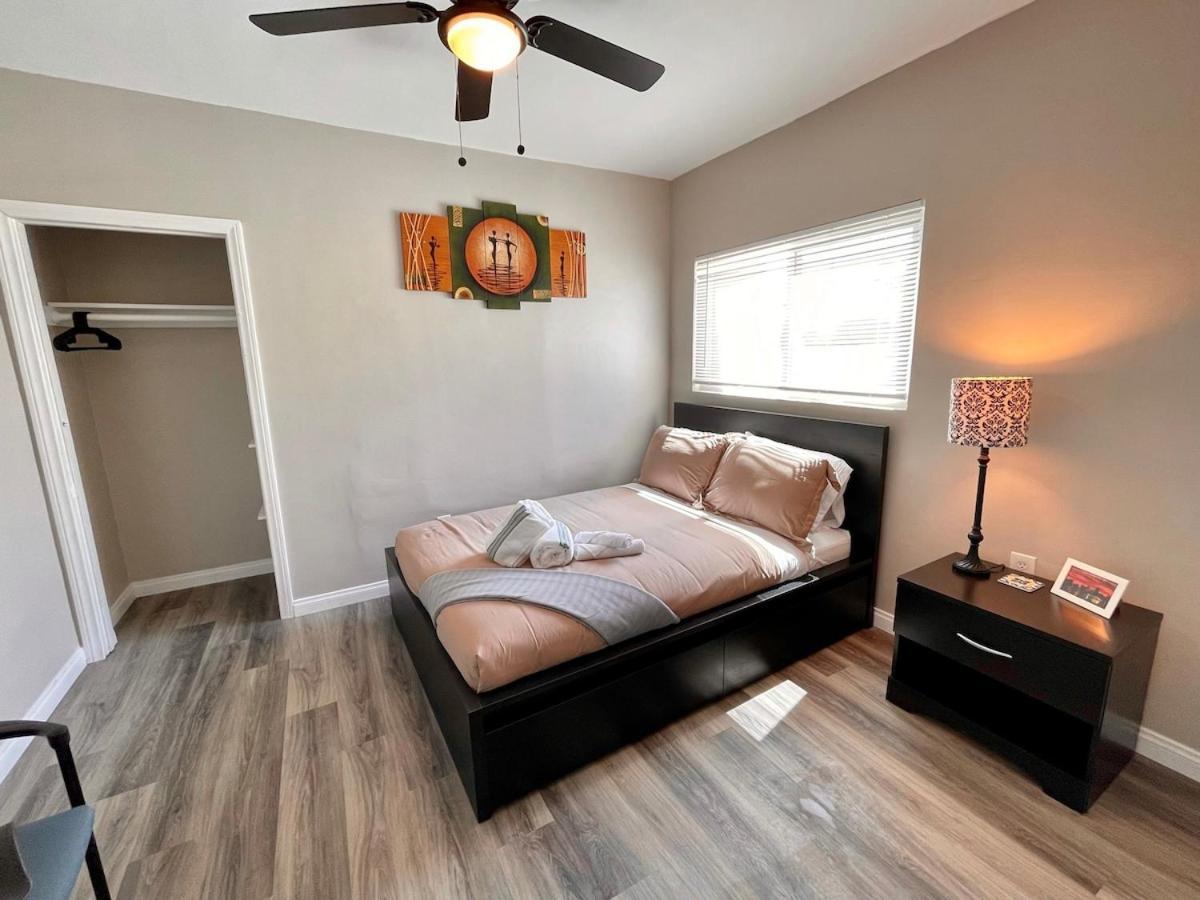 North Park Centrally Located 8br 5ba House Holiday home