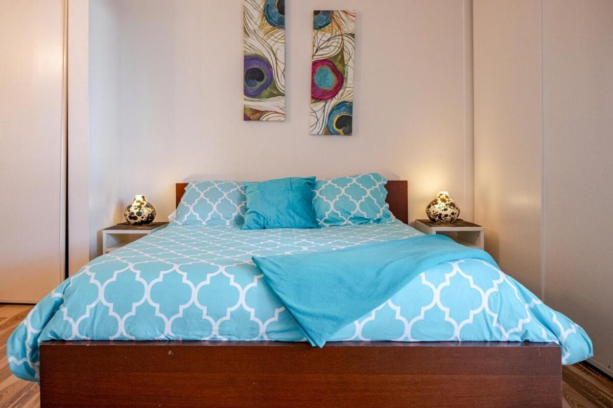 With Pool In The Heart Of Missionvalley Apartment San Diego