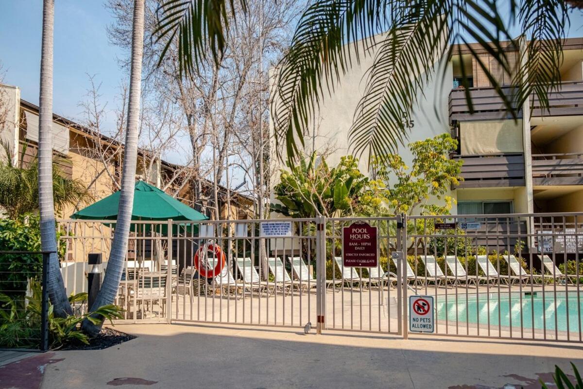 With Pool In The Heart Of Missionvalley *